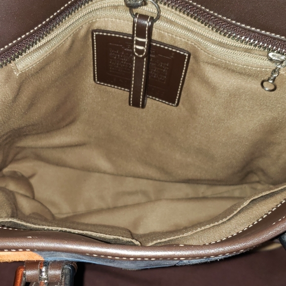 Coach set - Picture 7 of 8